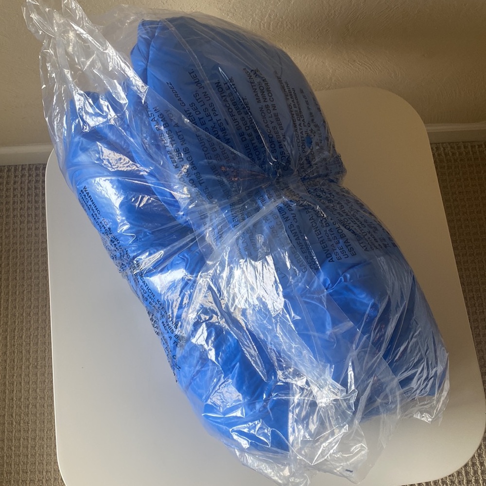 NWT YEEZY GAP ROUND JACKET BLUE M - Picture 4 of 11